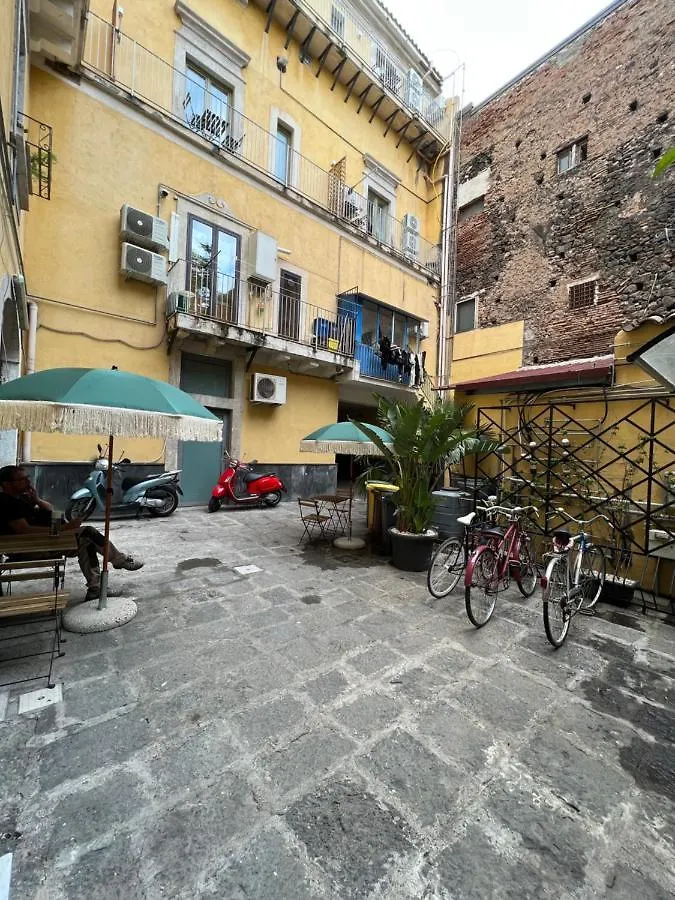 Ferienwohnung Bibike Catania Italien