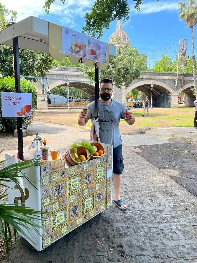 Bibike Lägenhet Catania Italien